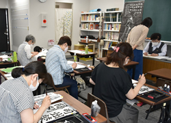 本部教室で学ぶ
